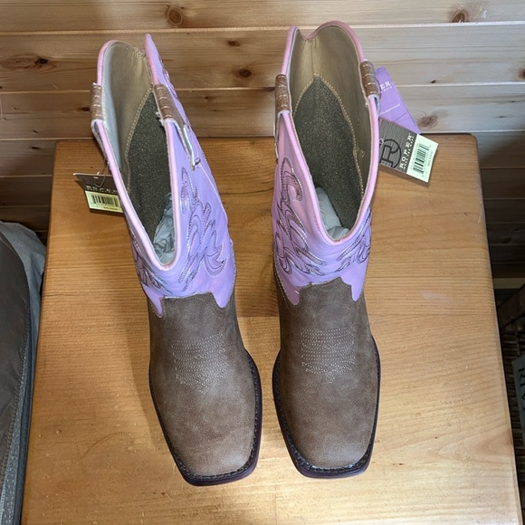 Roper Cowboy Boots - Picture 4 of 9